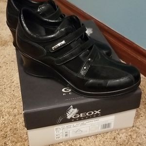 GEOX Janice Pat leather and Nappa Suede Wedge